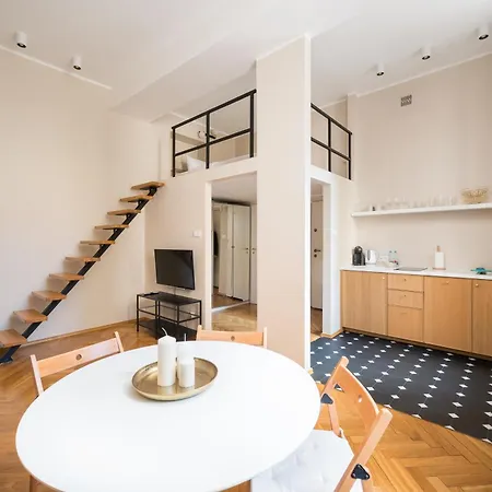 Ogrod Saski With Mezzanine Apartment Warsaw