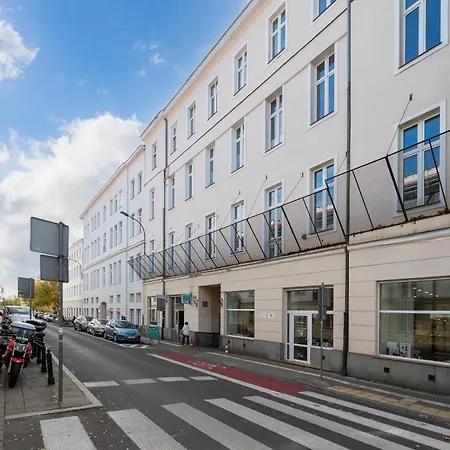 Ogrod Saski With Mezzanine Apartment Warsaw